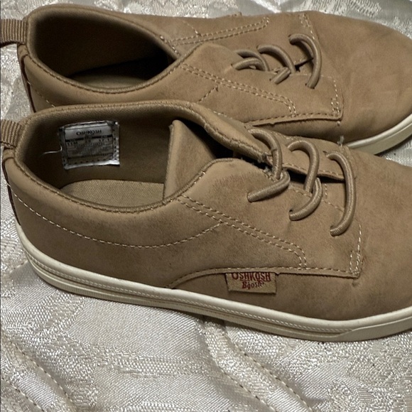 OshKosh B'gosh Tan Kids Dress Shoes - Picture 3 of 5